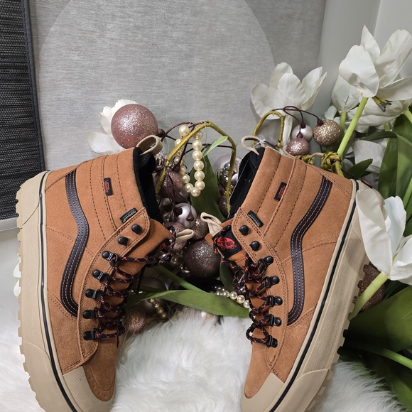 Vans Sk8 Hi Sk8-Hi Waterproof Insulated mens Shoe size11 New - Picture 4 of 6